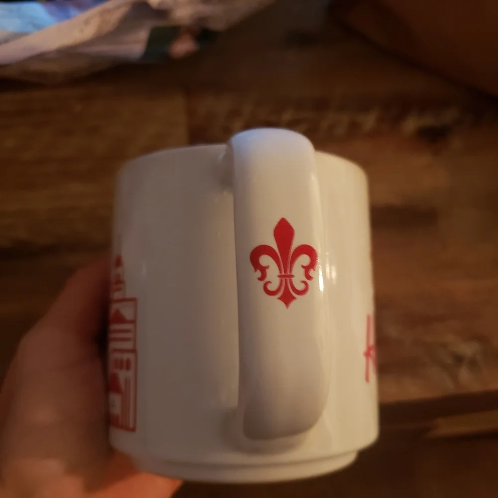 Tim Hortons Travellers Collection Mug - Picture 4 of 5